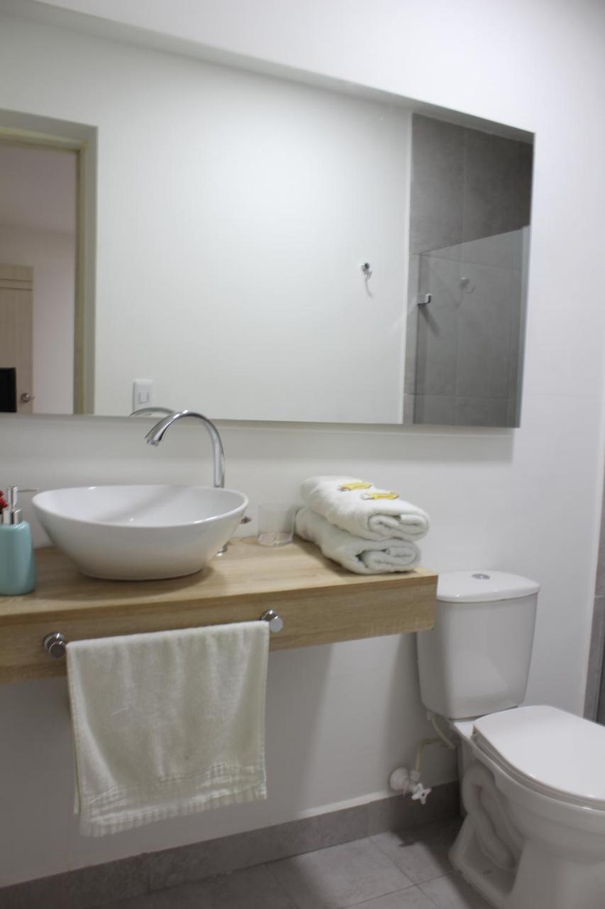 Hotel Boutique Plaza 메딜린 외부 사진
